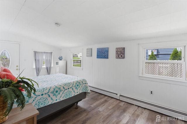 45 Kendall Drive, Sayreville, NJ 08859