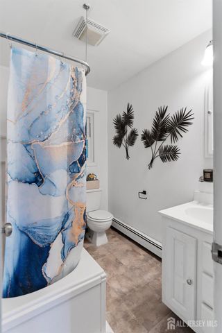45 Kendall Drive, Sayreville, NJ 08859