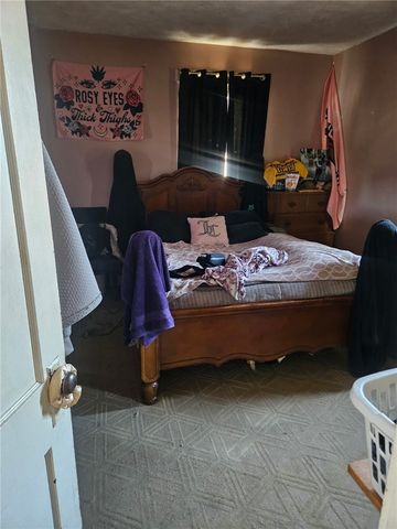 143 Whitestown Rd, Twp Of But Sw, PA 16045