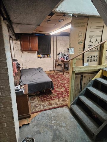 143 Whitestown Rd, Twp Of But Sw, PA 16045