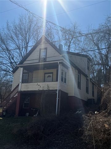 143 Whitestown Rd, Twp Of But Sw, PA 16045