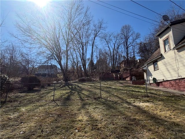 143 Whitestown Rd, Twp Of But Sw, PA 16045