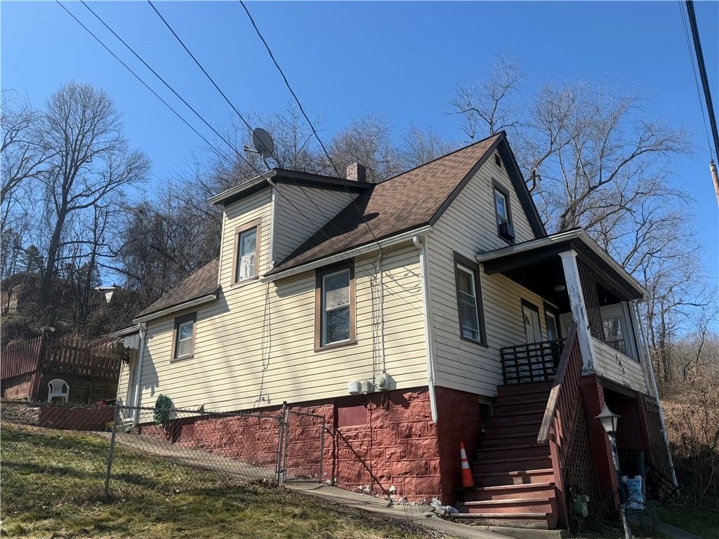 143 Whitestown Rd, Twp Of But Sw, PA 16045