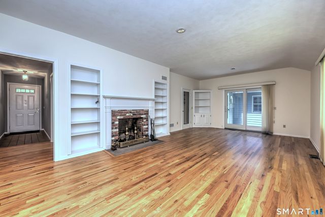 12 Walker Road, Woodbury, CT 06798