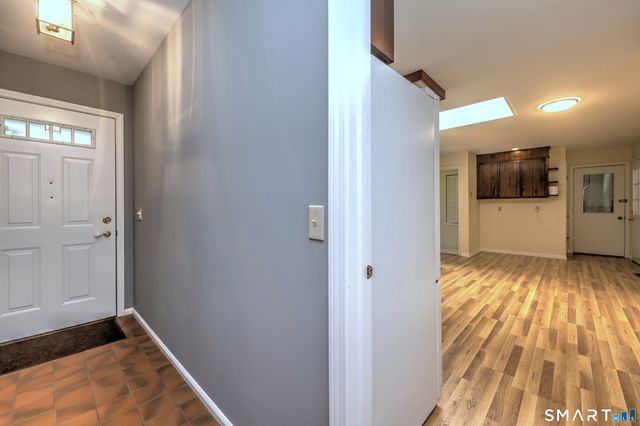 12 Walker Road, Woodbury, CT 06798