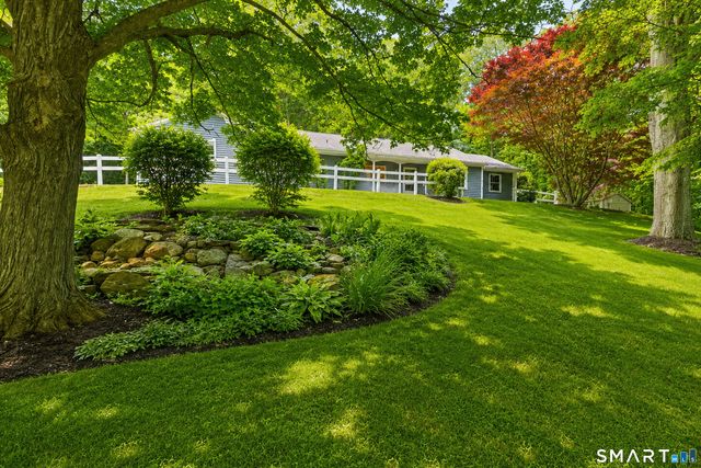12 Walker Road, Woodbury, CT 06798