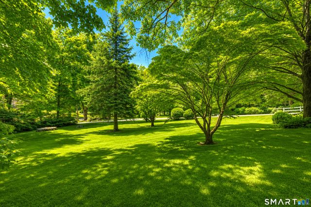 12 Walker Road, Woodbury, CT 06798