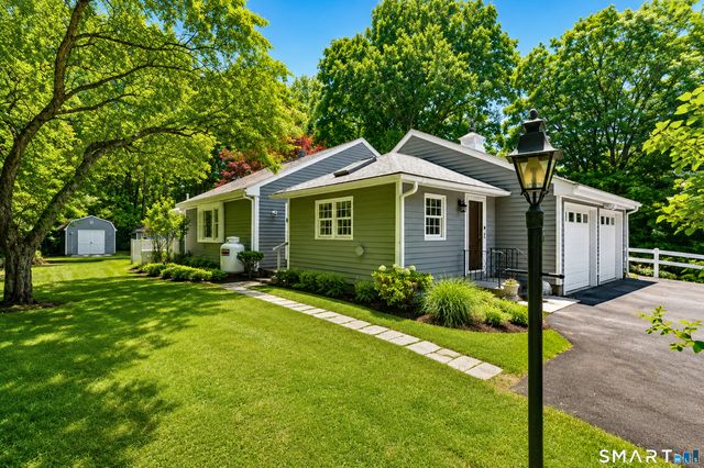 12 Walker Road, Woodbury, CT 06798