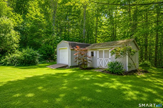 12 Walker Road, Woodbury, CT 06798