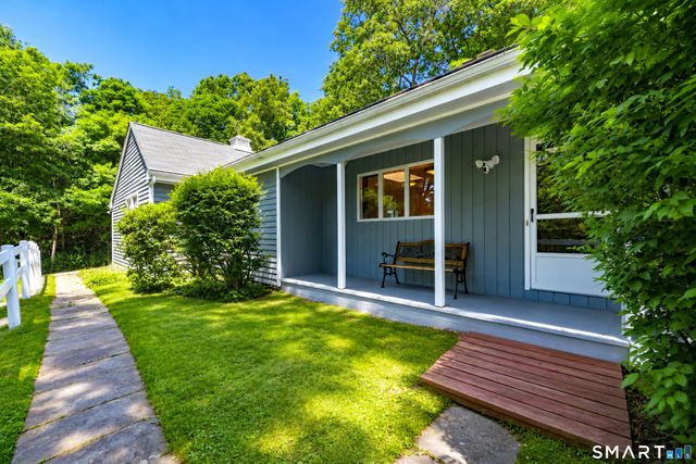 12 Walker Road, Woodbury, CT 06798