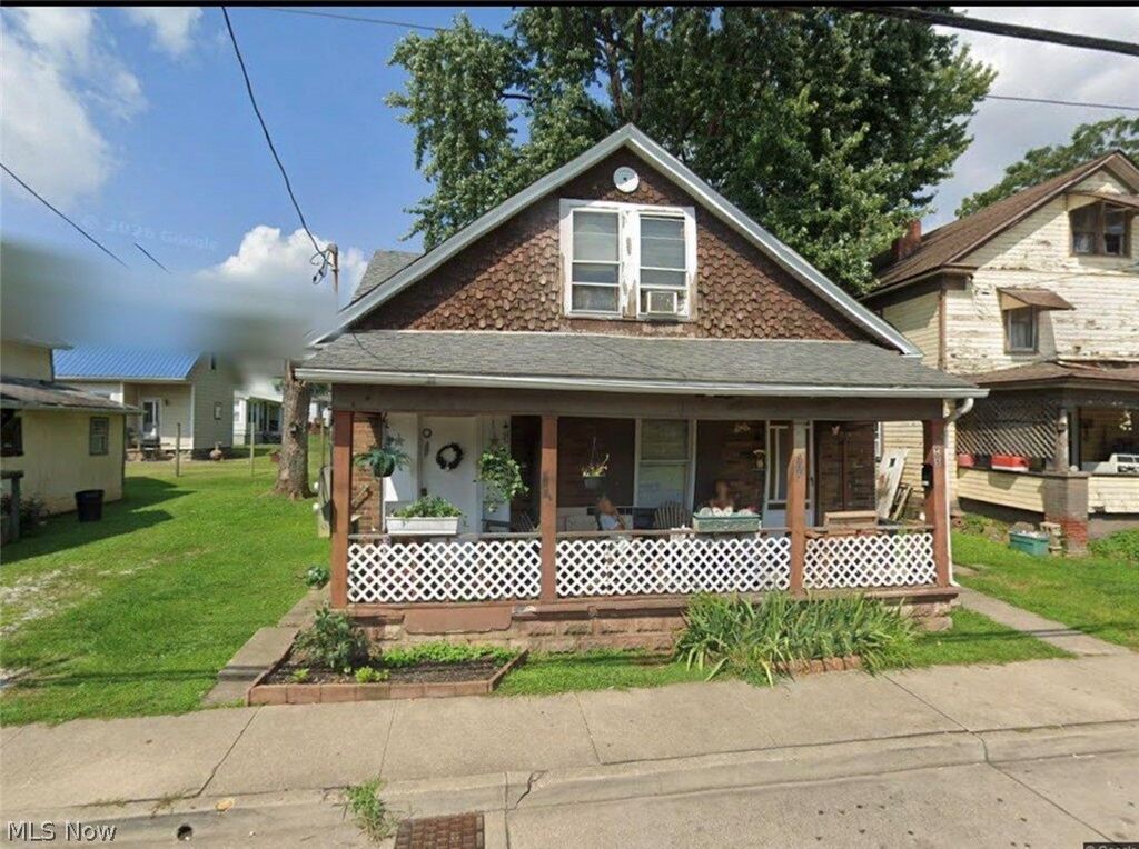 905 13th Street, Parkersburg, WV 26101