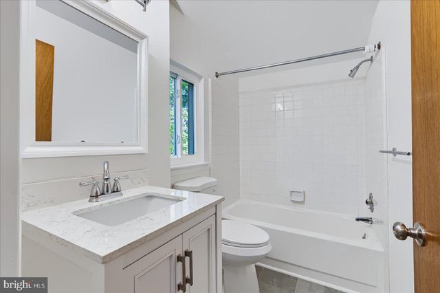 839 MARVEL AVE, Claymont, DE 19703