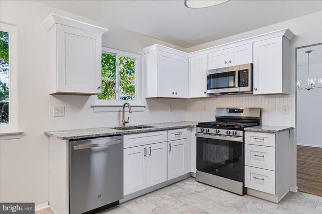 839 MARVEL AVE, Claymont, DE 19703