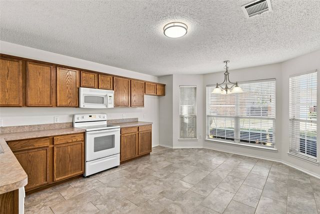 9900 Carter Drive, Mckinney, TX 75072