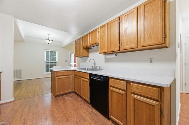 5341 Aden CT, Williamsburg, VA 23188