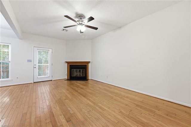 5341 Aden CT, Williamsburg, VA 23188