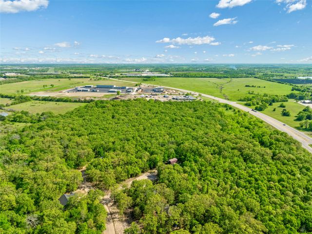 SW Loop 286, Paris, TX 75460