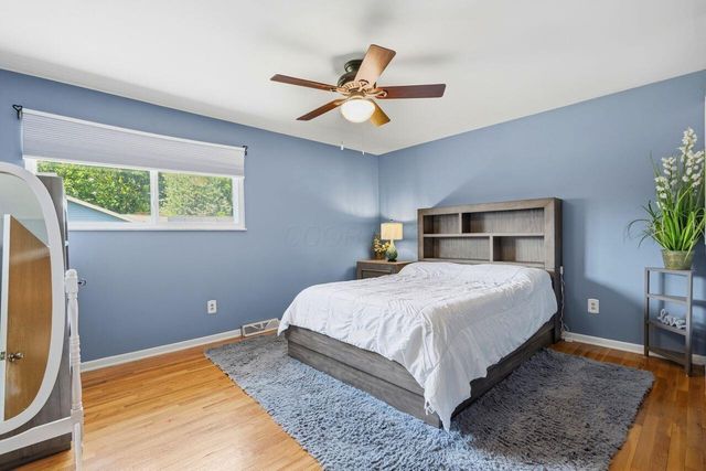 945 Matterhorn Drive, Reynoldsburg, OH 43068