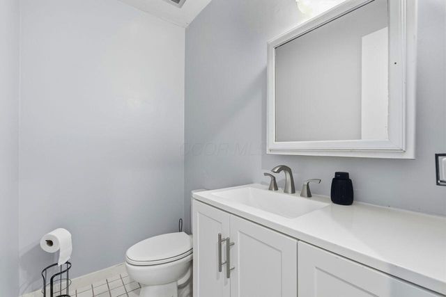 945 Matterhorn Drive, Reynoldsburg, OH 43068