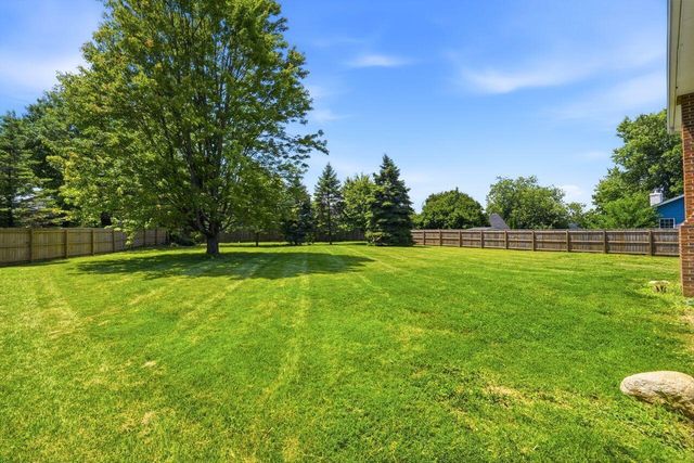 945 Matterhorn Drive, Reynoldsburg, OH 43068