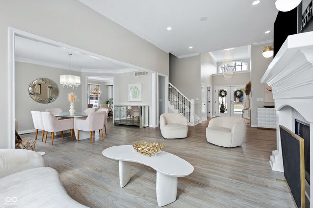 12096 Sail Place Drive, Indianapolis, IN 46256