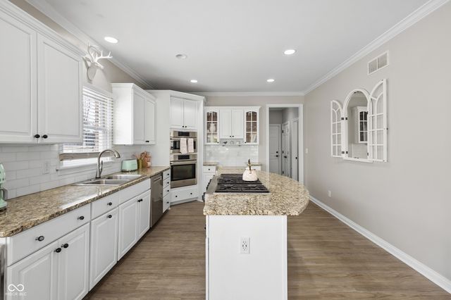 12096 Sail Place Drive, Indianapolis, IN 46256