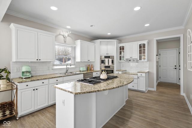 12096 Sail Place Drive, Indianapolis, IN 46256