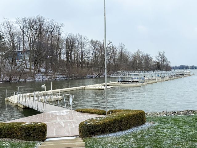 12096 Sail Place Drive, Indianapolis, IN 46256