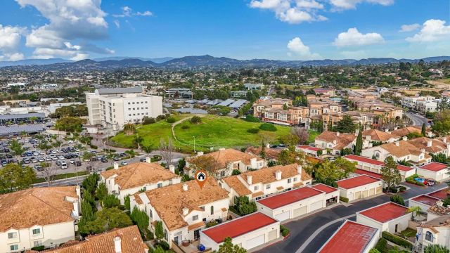 750 Breeze Hill Rd 100, Vista, CA 92081