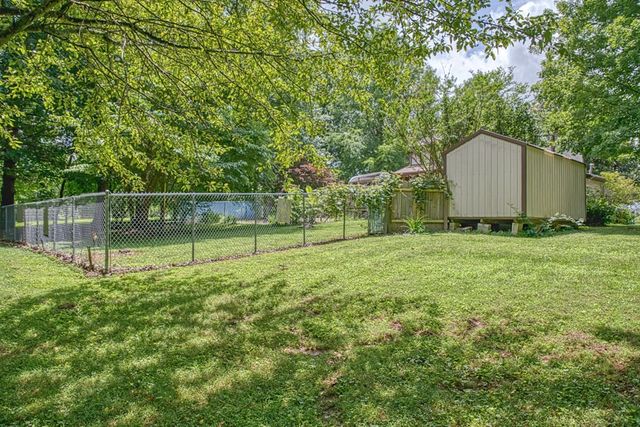 3570 Golden Mountain Rd, NE, Sparta, TN 38583