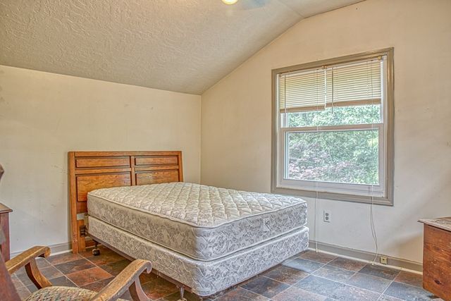 3570 Golden Mountain Rd, NE, Sparta, TN 38583