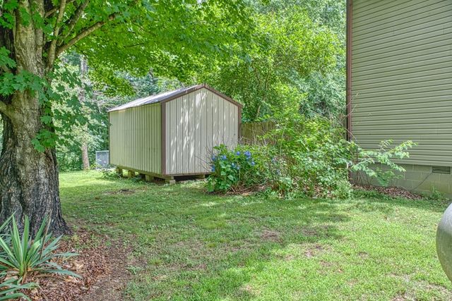 3570 Golden Mountain Rd, NE, Sparta, TN 38583