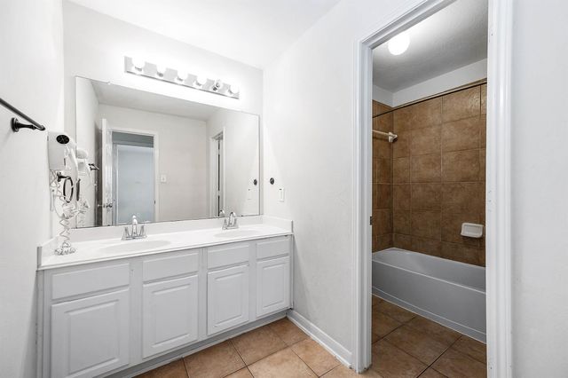 7814 Rocky Peak Lane, Richmond, TX 77407