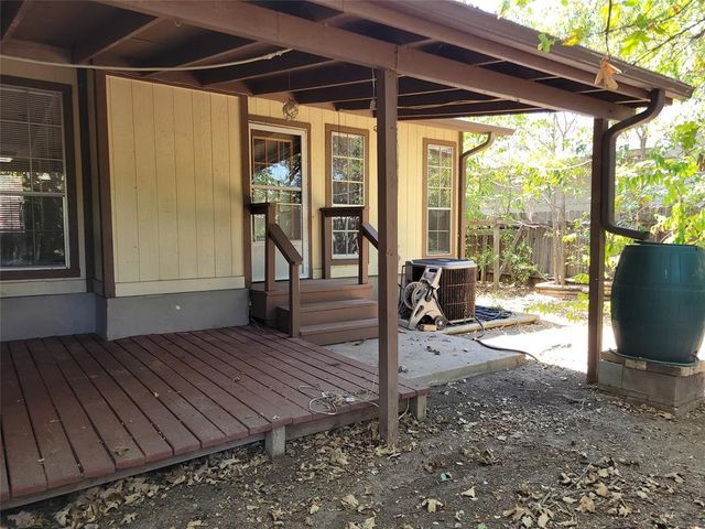 8802 Piney Point DR B, Austin, TX 78729