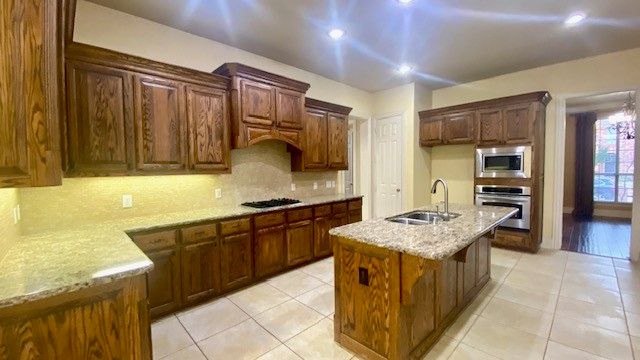 11563 Avondale Dr, Frisco, TX 75033