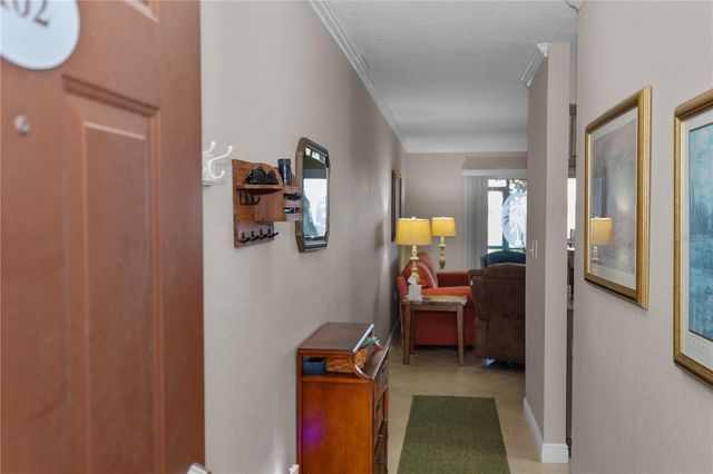 10125 SAILWINDS BOULEVARD N 102, Largo, FL 33773