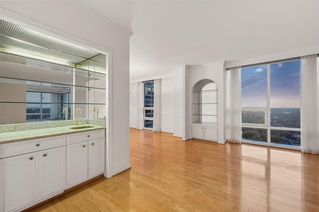 5100 San Felipe Street 194, Houston, TX 77056