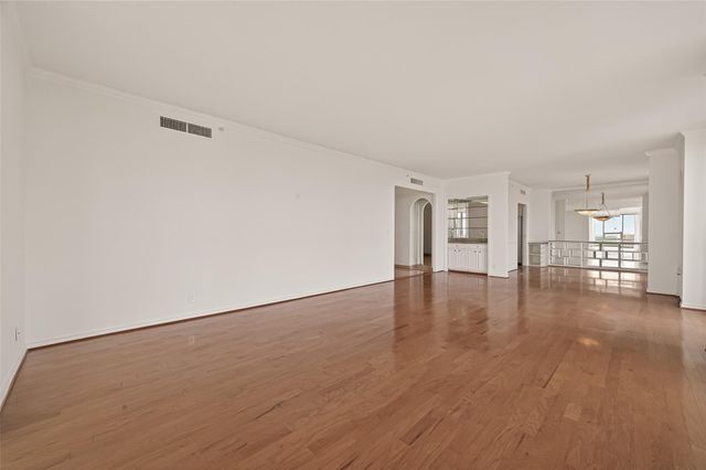 5100 San Felipe Street 194, Houston, TX 77056