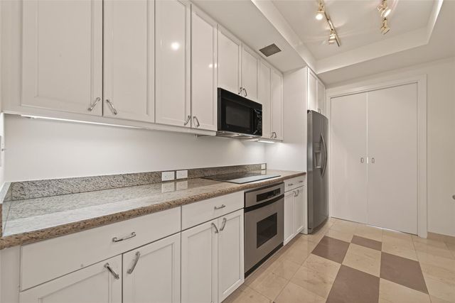 5100 San Felipe Street 194, Houston, TX 77056