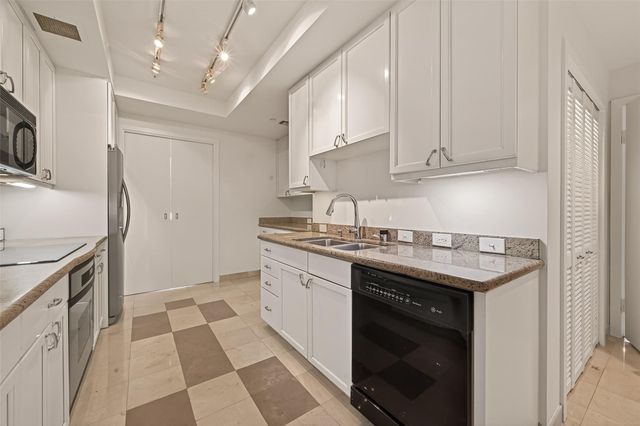 5100 San Felipe Street 194, Houston, TX 77056