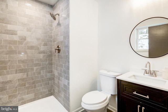 333 GOLF HILLS RD, Havertown, PA 19083