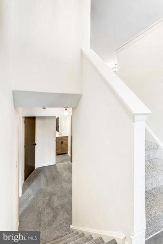 333 GOLF HILLS RD, Havertown, PA 19083