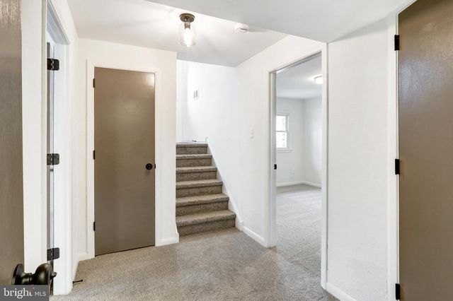 333 GOLF HILLS RD, Havertown, PA 19083