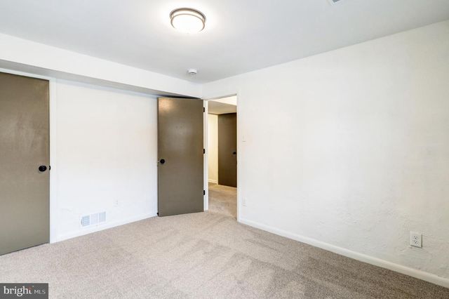 333 GOLF HILLS RD, Havertown, PA 19083