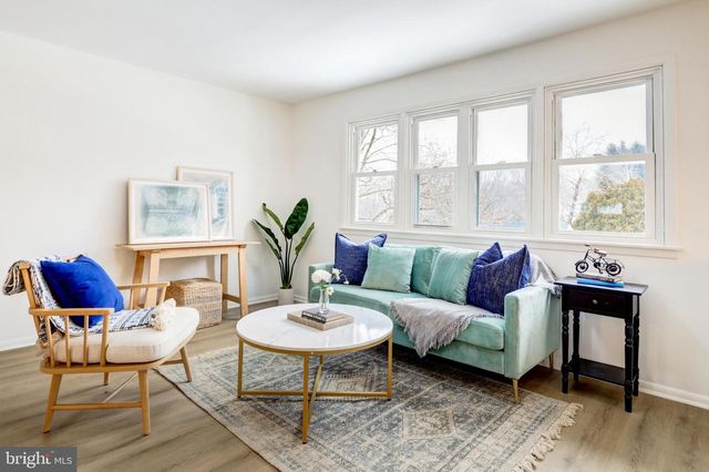 333 GOLF HILLS RD, Havertown, PA 19083