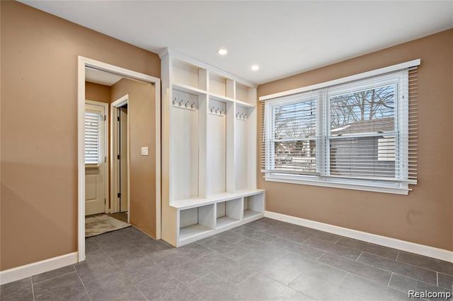 3722 Normandy Road, Royal Oak, MI 48073