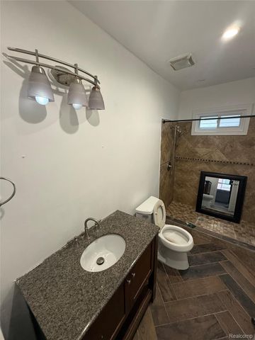 6746 Heyden Street, Detroit, MI 48228