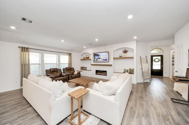 2835 Mistygate Court, Conroe, TX 77301