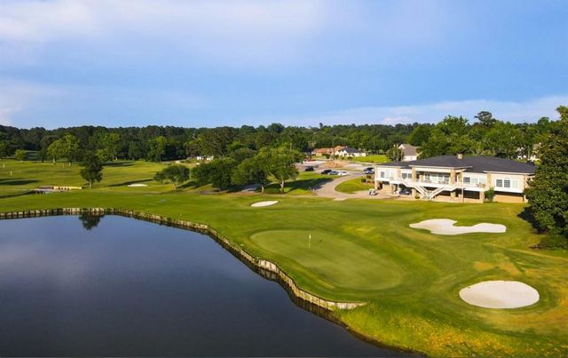 1923 Fairway Drive, Huntsville, TX 77340