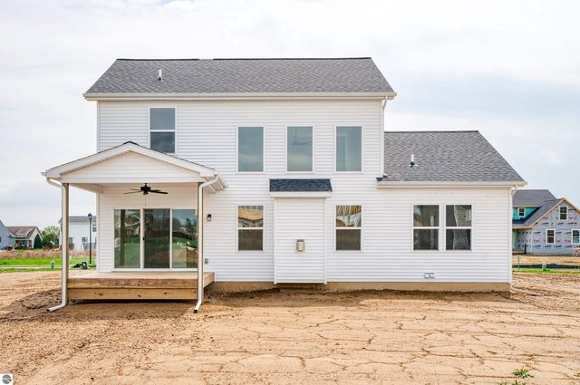 565 W Wildwood Drive, Owosso, MI 48867